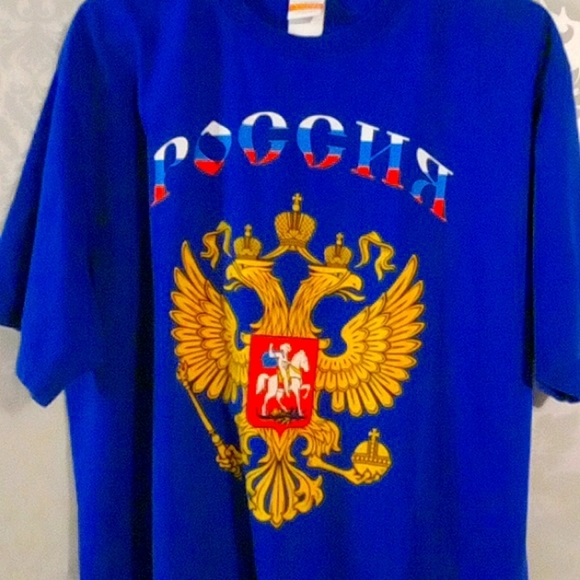 m freewaear colors collection Other - Men's Graphic Tee XL